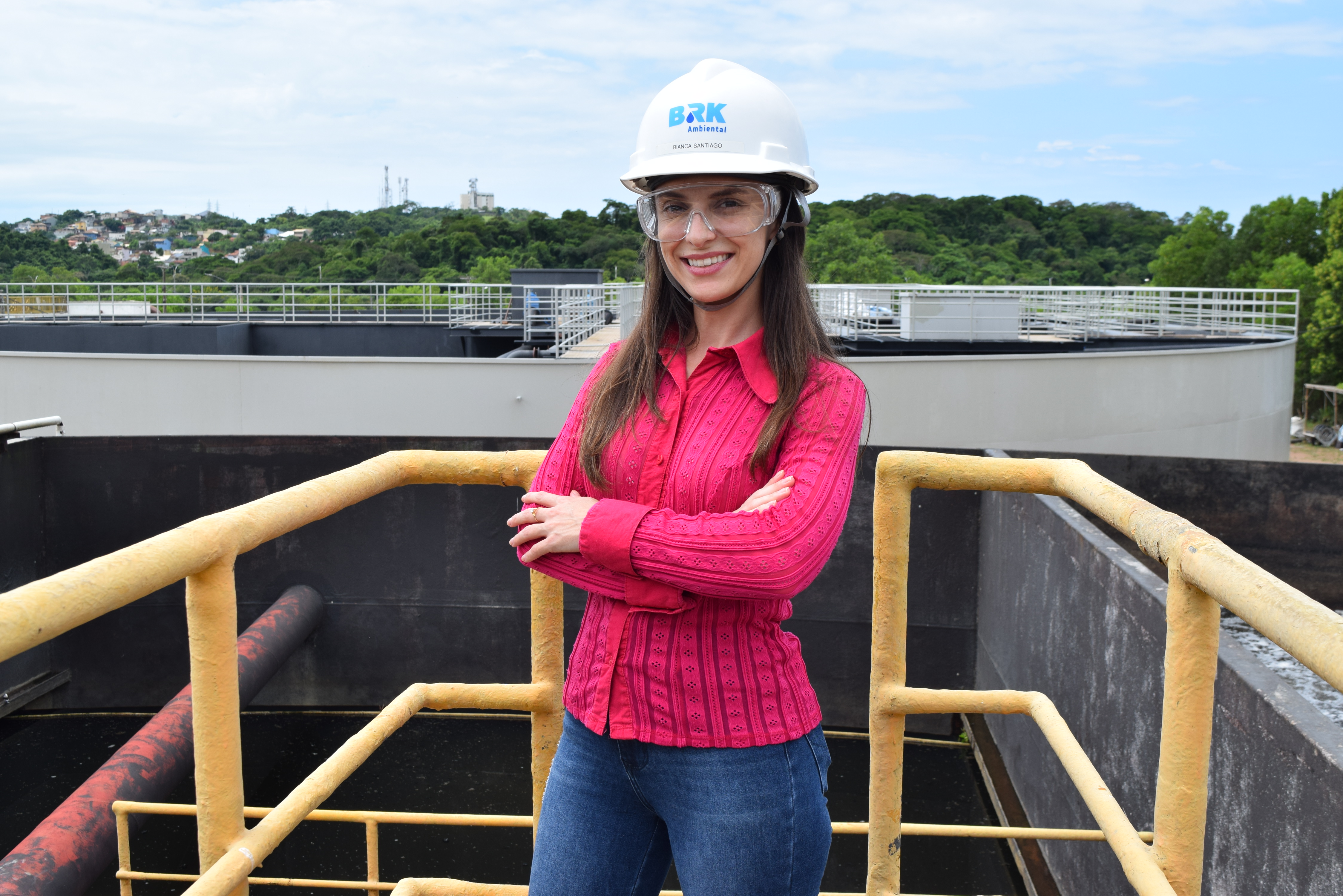 Bianca Santiago lidera as equipes de tratamento na BRK, que são compostas somente por homens (1)