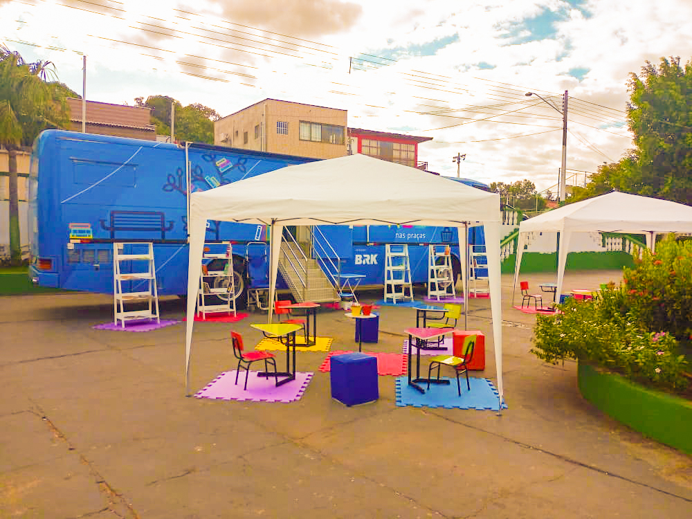 LivrosNasPracas_BicoDoPapagaio_2022 (1)