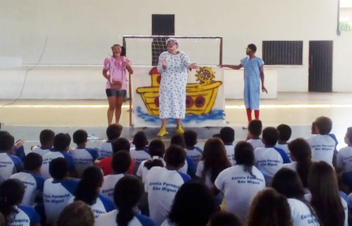 Espetáculo Geringonça, patrocinado pela BRK Ambietnal em Xambioá, no Tocantins.